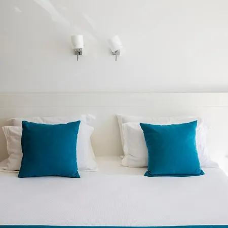 Royal 2 * Kalkan